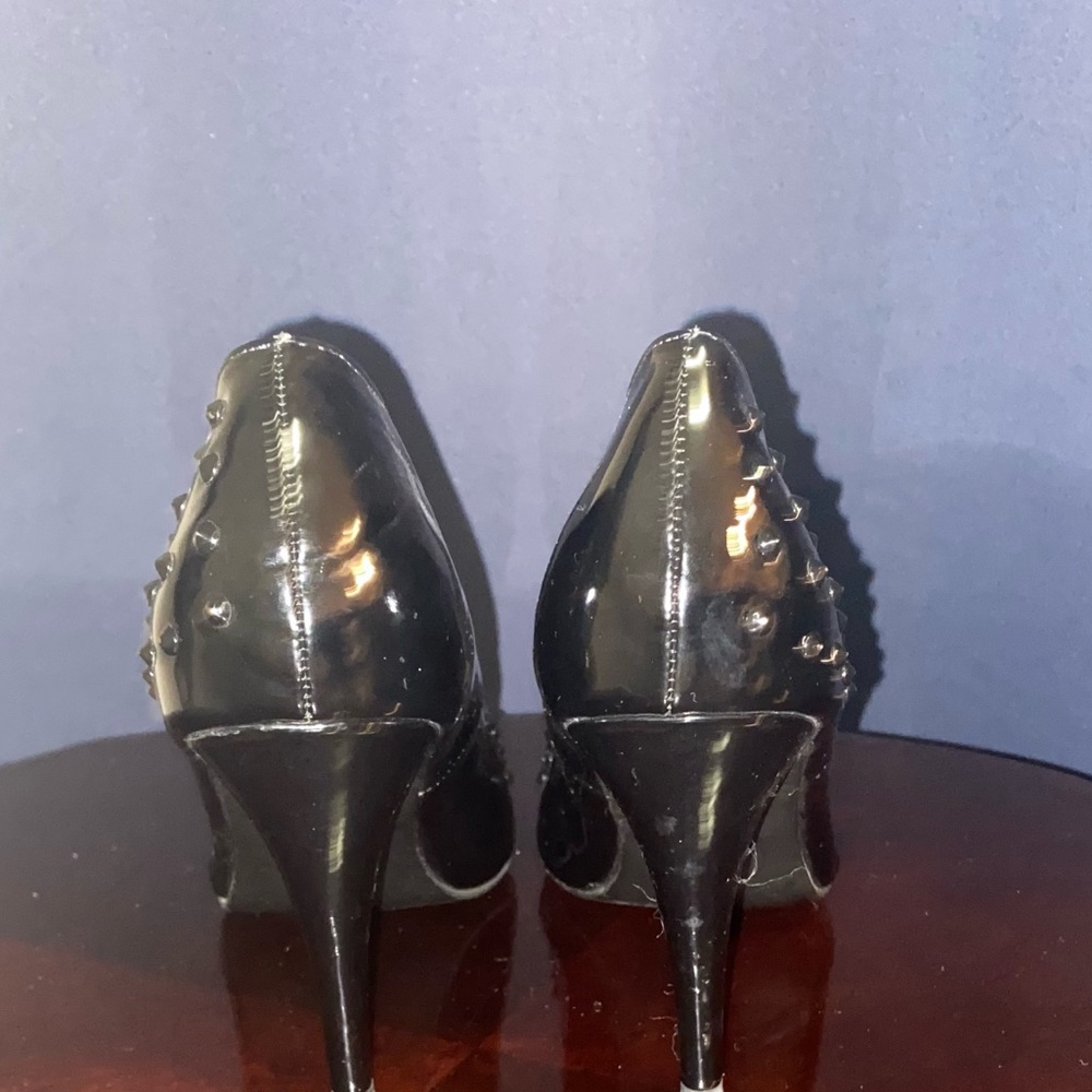 Studded Patent Leather Mid-Size Heel